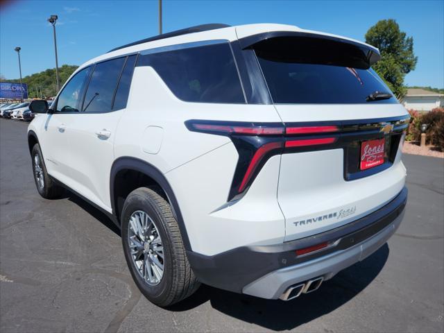 used 2024 Chevrolet Traverse car, priced at $39,987