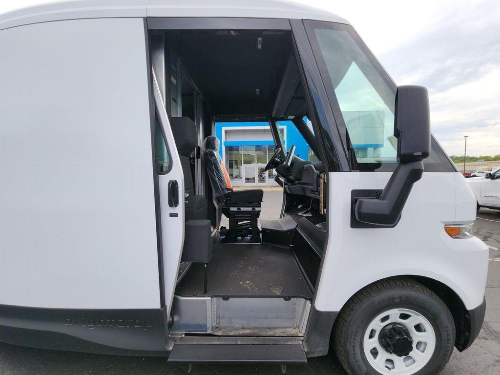 new 2025 Chevrolet BrightDrop 400 car, priced at $91,735