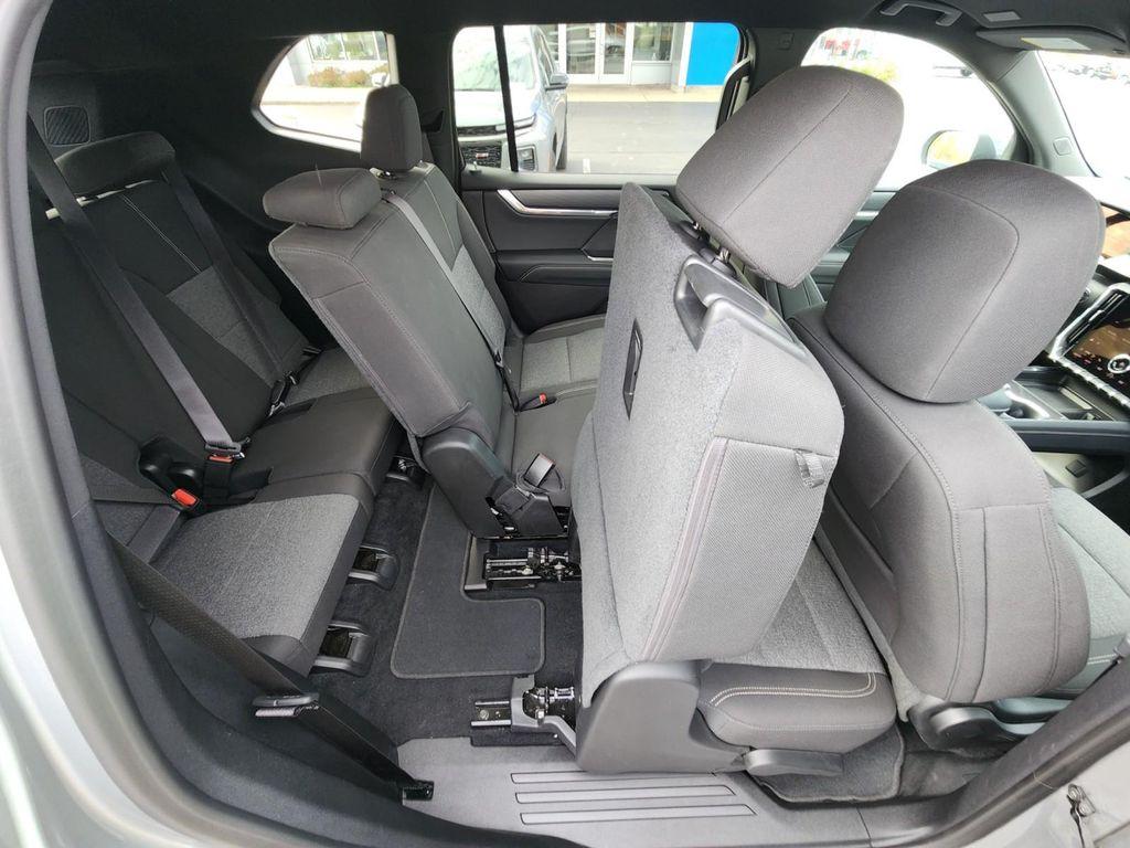 used 2025 GMC Acadia car, priced at $37,815