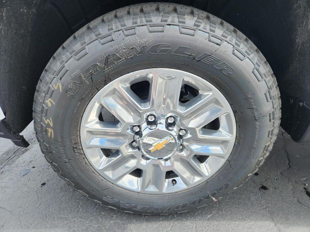 new 2025 Chevrolet Silverado 2500 car, priced at $82,896