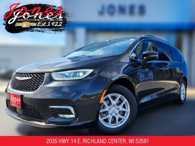 used 2022 Chrysler Pacifica car, priced at $24,987