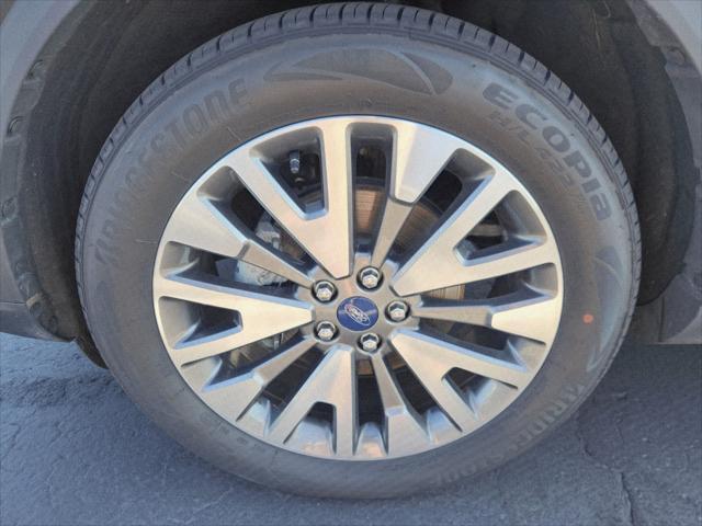 used 2022 Ford Escape car, priced at $28,987
