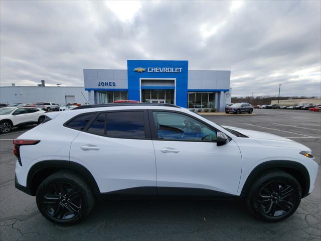 new 2025 Chevrolet Trax car, priced at $25,190