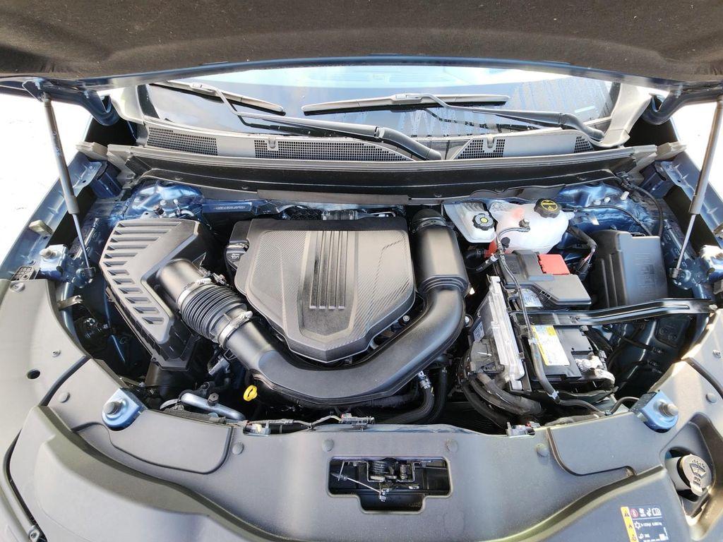 used 2025 Chevrolet Traverse car, priced at $53,987