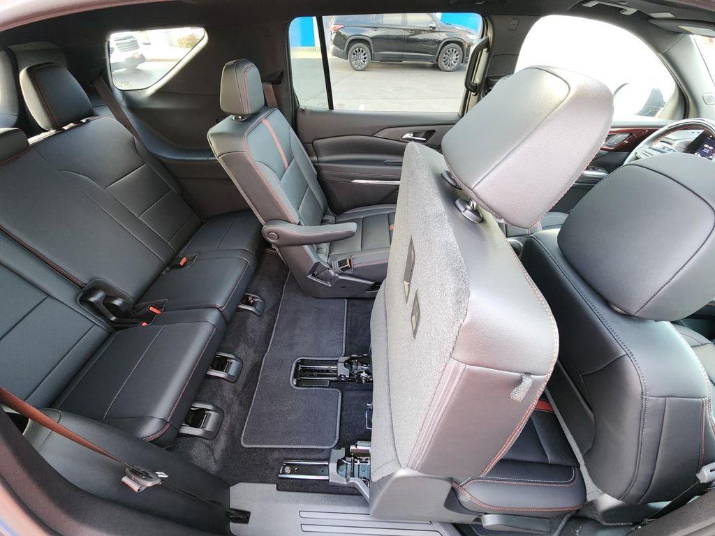 used 2025 Chevrolet Traverse car, priced at $53,987