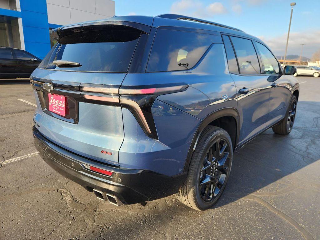 used 2025 Chevrolet Traverse car, priced at $53,987