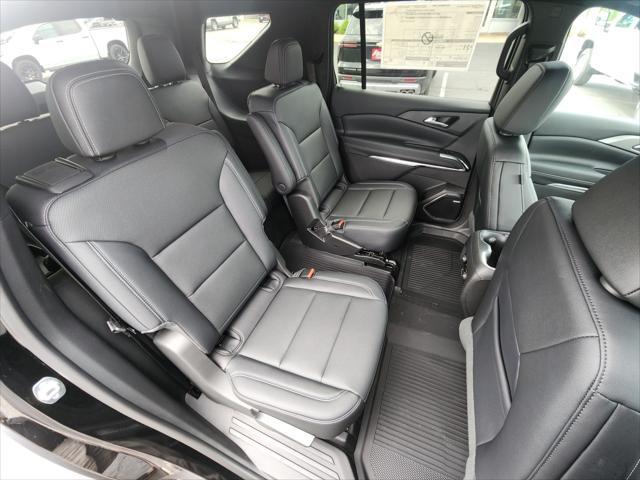 new 2025 Chevrolet Traverse car, priced at $49,995