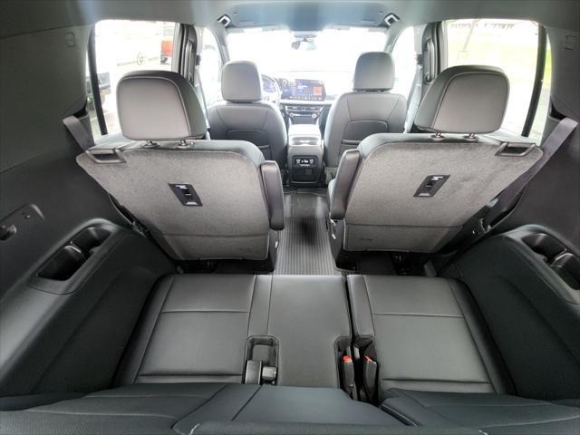 new 2025 Chevrolet Traverse car, priced at $49,995