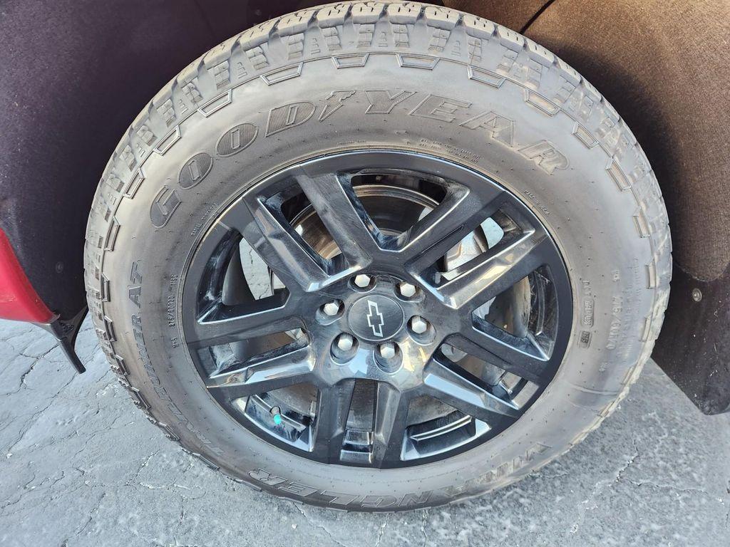 used 2025 Chevrolet Silverado 1500 car, priced at $50,987