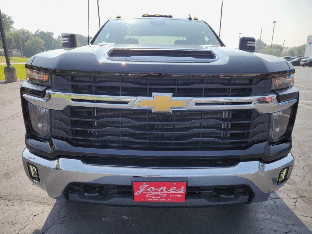 used 2024 Chevrolet Silverado 2500 car, priced at $52,987