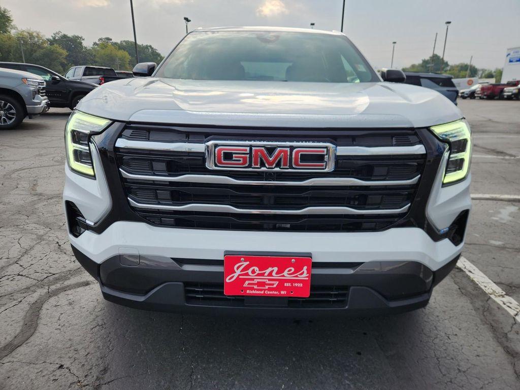 used 2025 GMC Terrain car, priced at $29,987