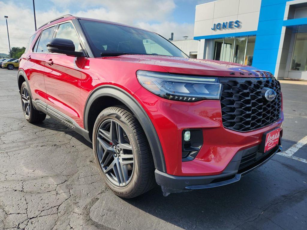 used 2025 Ford Explorer car, priced at $45,375