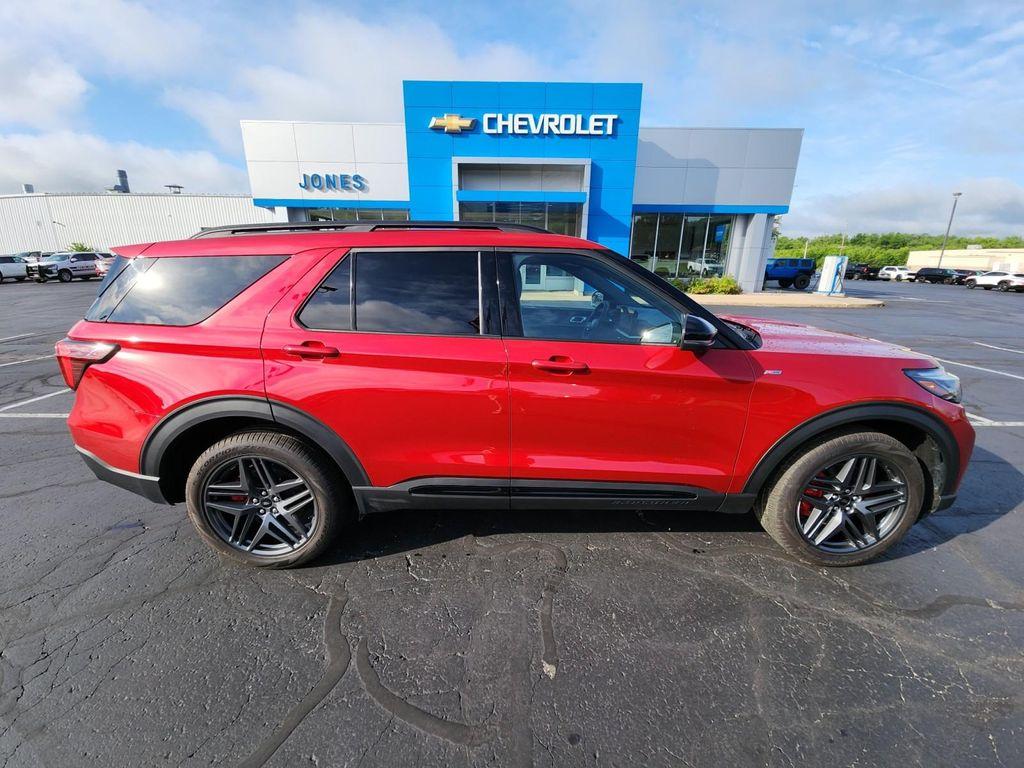 used 2025 Ford Explorer car, priced at $45,375