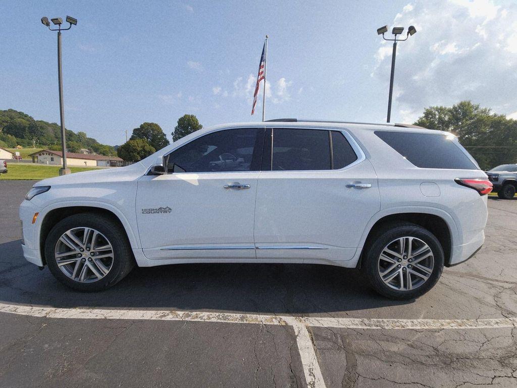 used 2023 Chevrolet Traverse car, priced at $40,987
