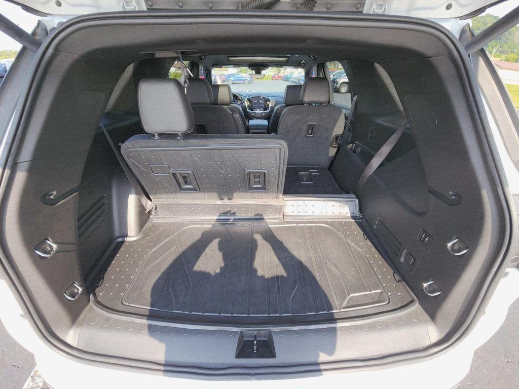 used 2023 Chevrolet Traverse car, priced at $40,987
