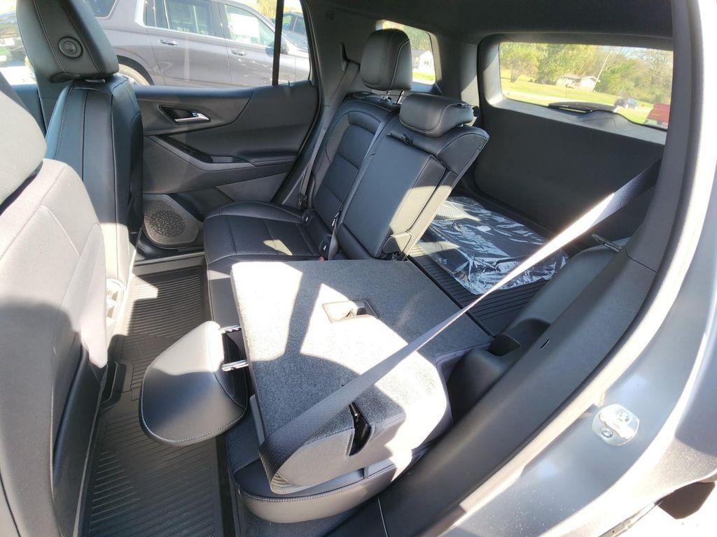 new 2026 Chevrolet Equinox car, priced at $34,668