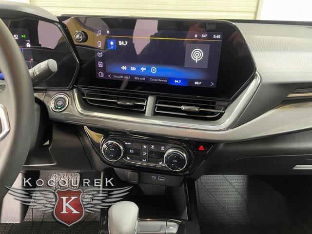 used 2025 Chevrolet Trax car, priced at $24,397