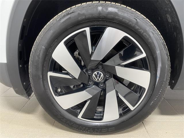 used 2024 Volkswagen Atlas Cross Sport car, priced at $32,810