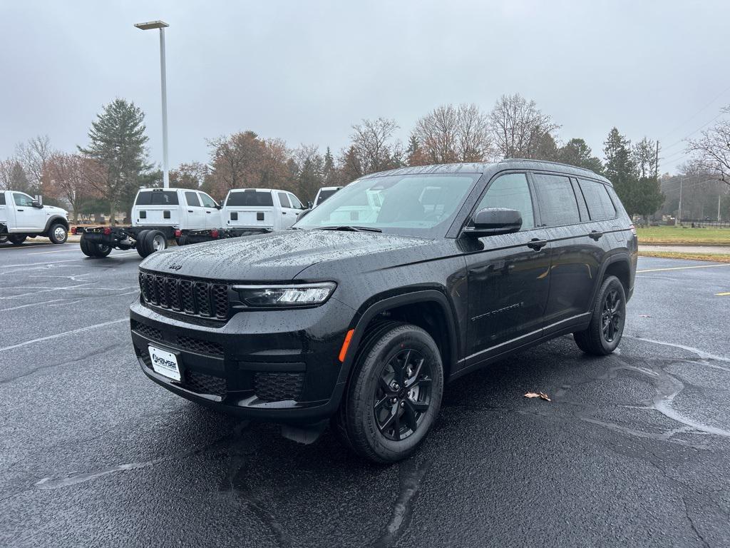 new 2025 Jeep Grand Cherokee L car, priced at $46,225