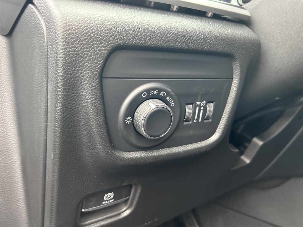 new 2025 Jeep Grand Cherokee L car, priced at $46,225