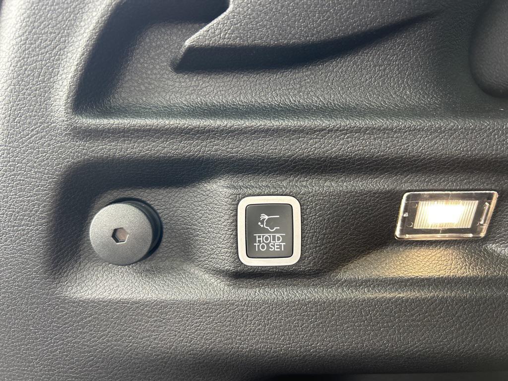 new 2025 Jeep Grand Cherokee L car, priced at $46,225