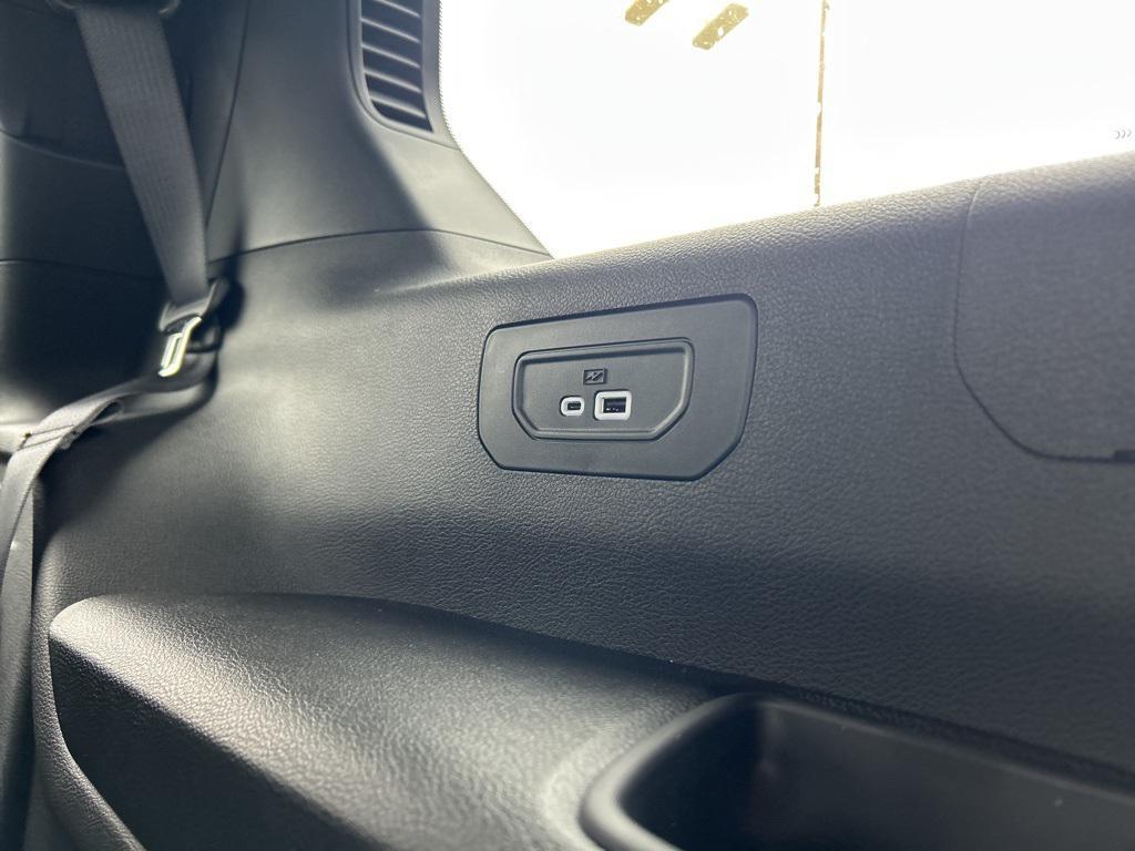 new 2025 Jeep Grand Cherokee L car, priced at $46,225