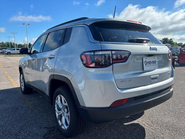 new 2024 Jeep Compass car, priced at $27,499