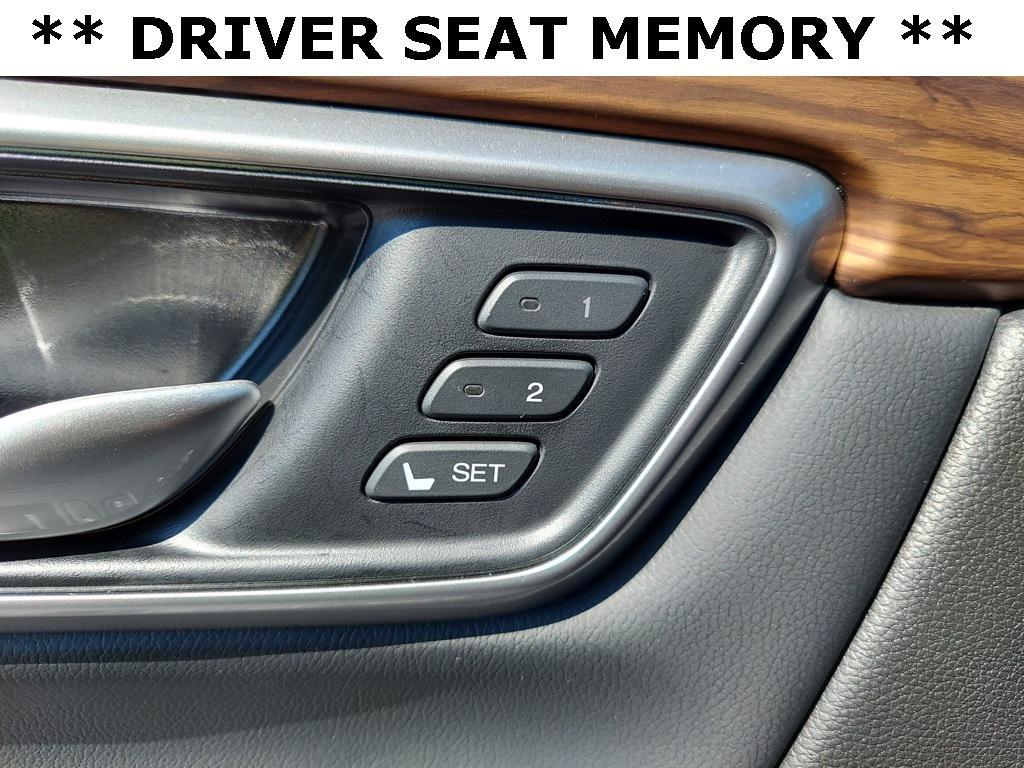 used 2022 Honda CR-V car, priced at $32,538