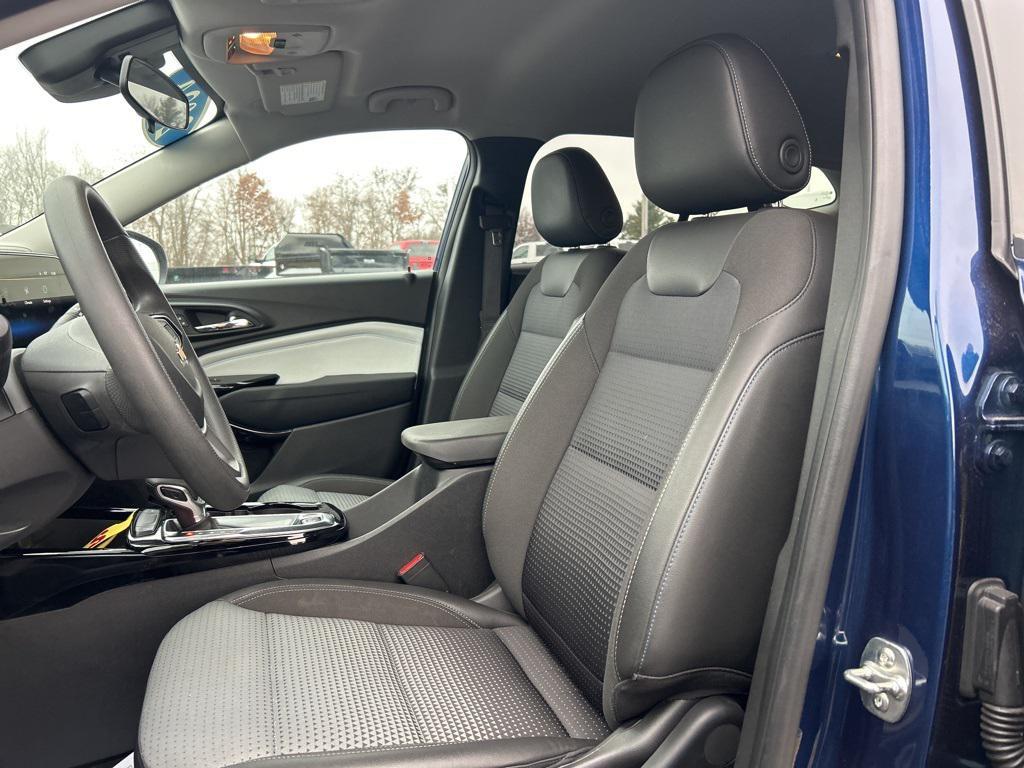 used 2024 Chevrolet Trax car, priced at $19,997