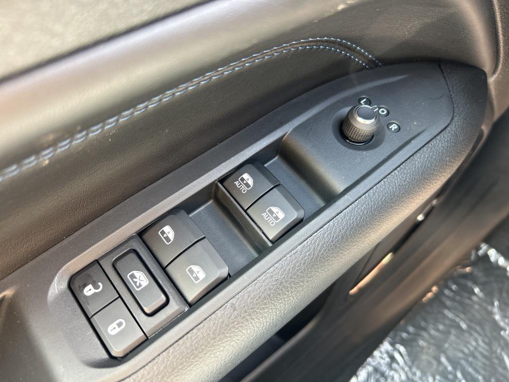 new 2025 Jeep Compass car, priced at $35,311