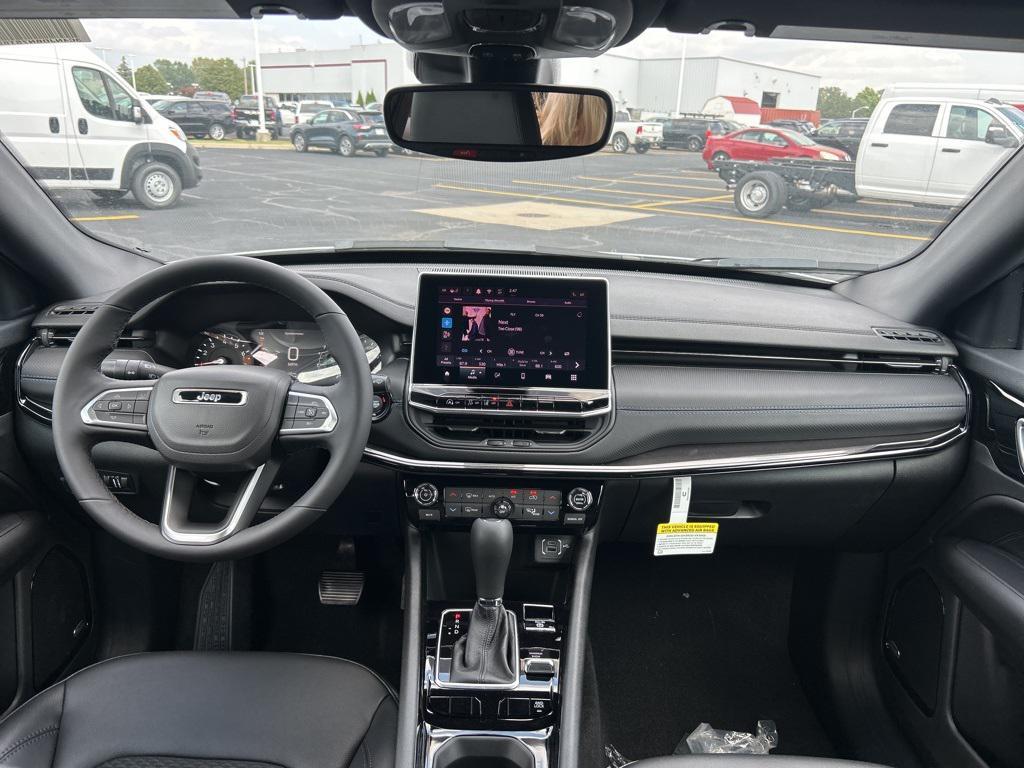 new 2025 Jeep Compass car, priced at $35,311