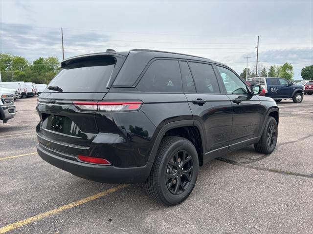 new 2025 Jeep Grand Cherokee car, priced at $42,497