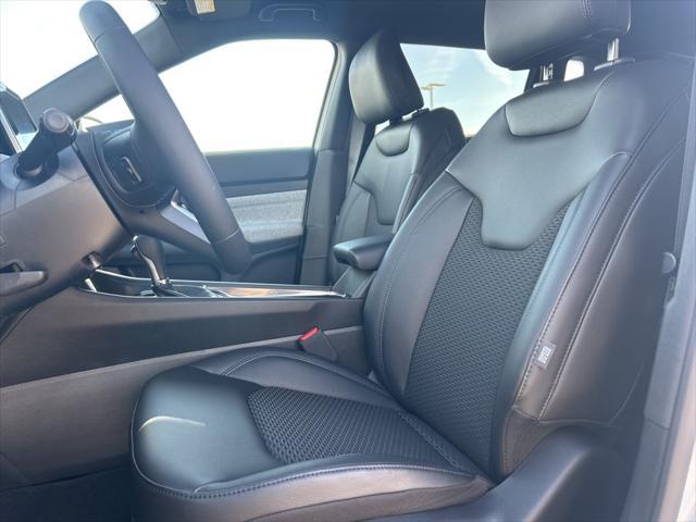 new 2025 Jeep Compass car, priced at $27,265
