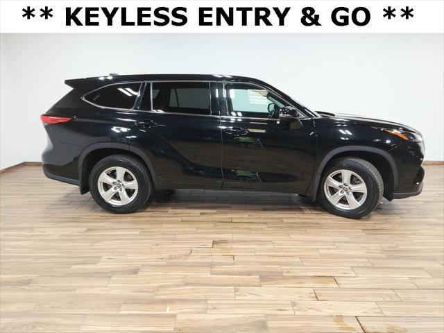 used 2022 Toyota Highlander car, priced at $33,850