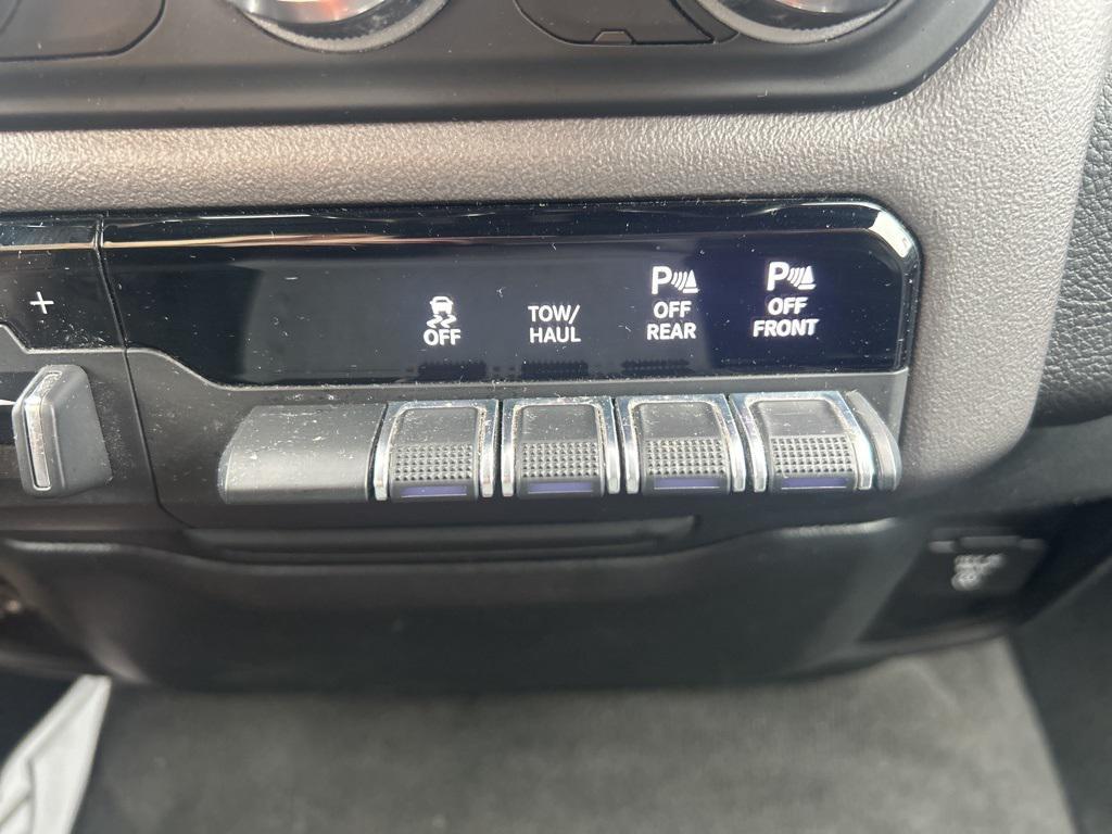 used 2022 Ram 1500 car, priced at $35,844