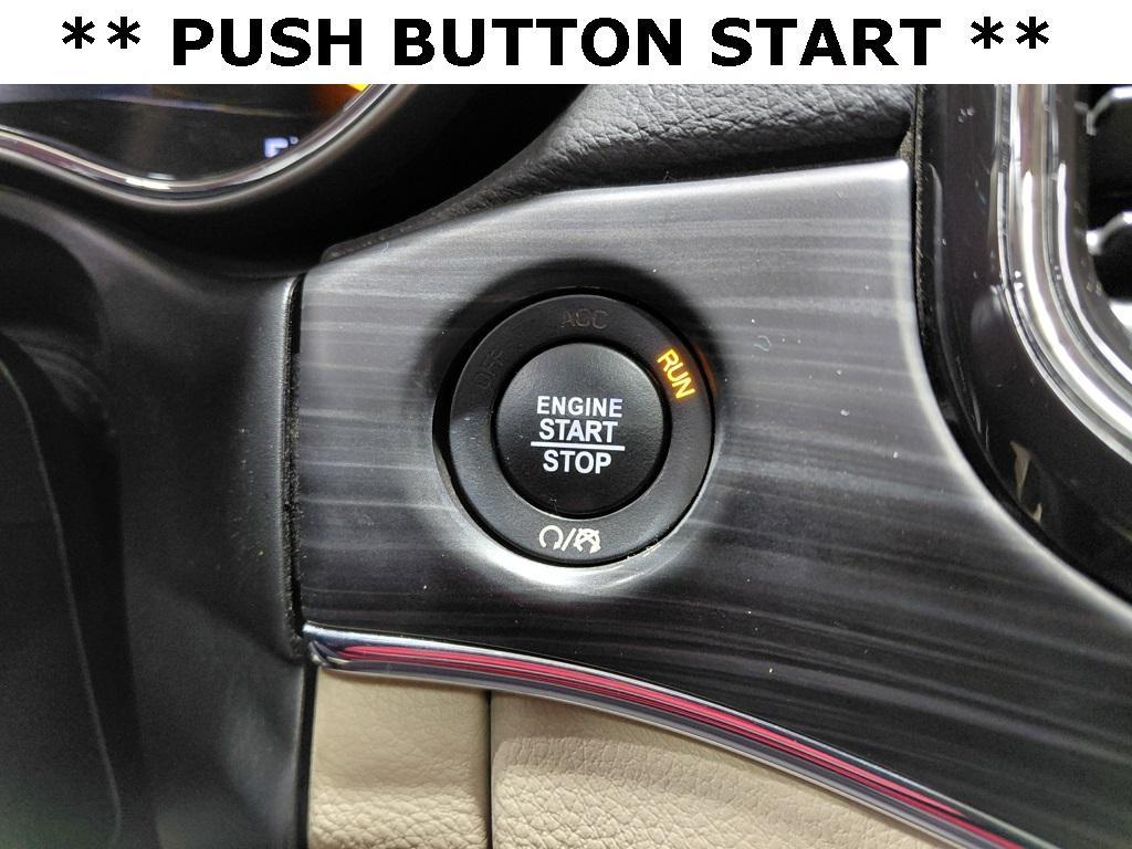 used 2021 Jeep Grand Cherokee car, priced at $27,994