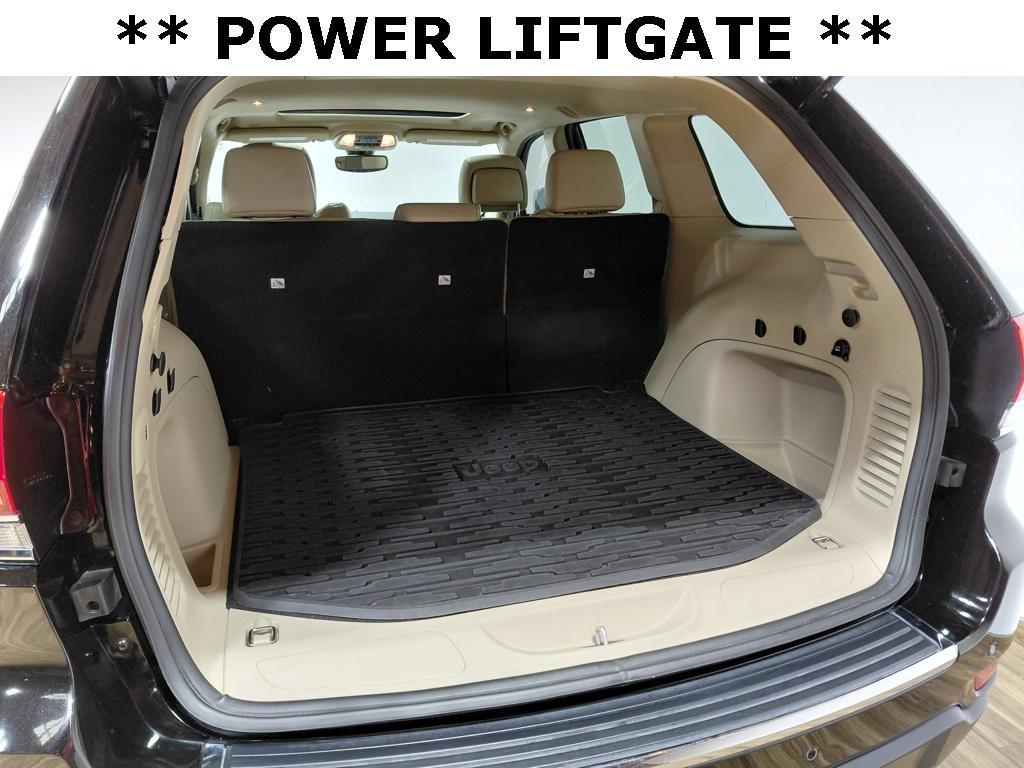 used 2021 Jeep Grand Cherokee car, priced at $27,994