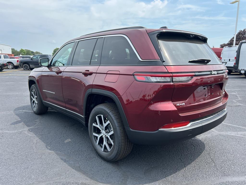 new 2025 Jeep Grand Cherokee car, priced at $50,270