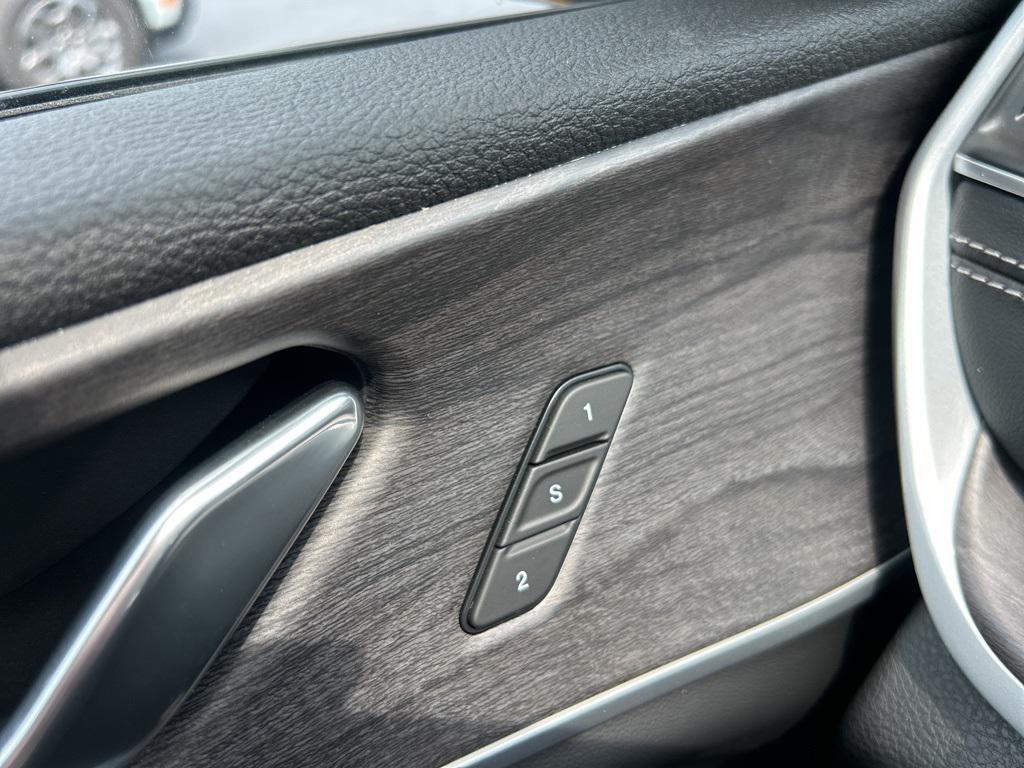 new 2025 Jeep Grand Cherokee car, priced at $50,270