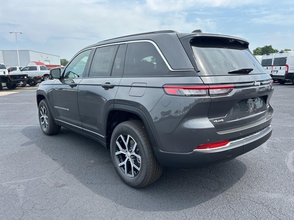new 2025 Jeep Grand Cherokee car, priced at $47,270
