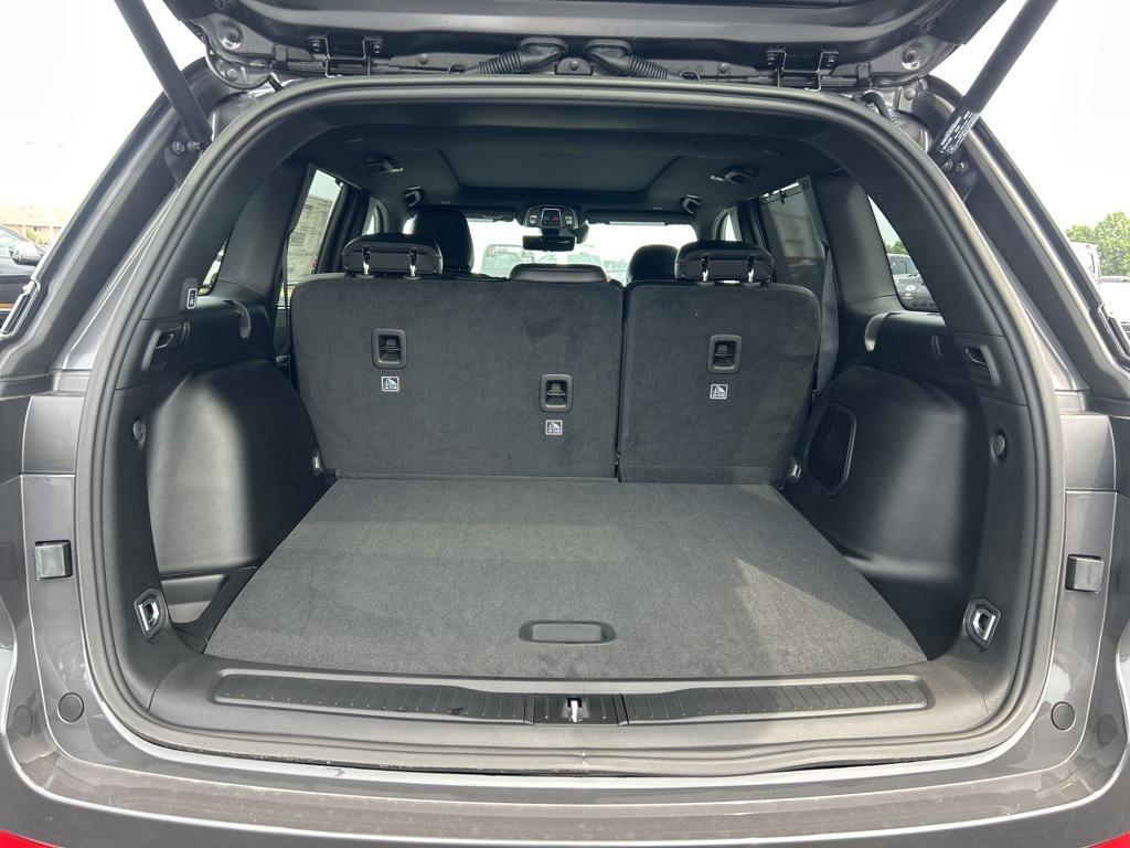 new 2025 Jeep Grand Cherokee car, priced at $47,270