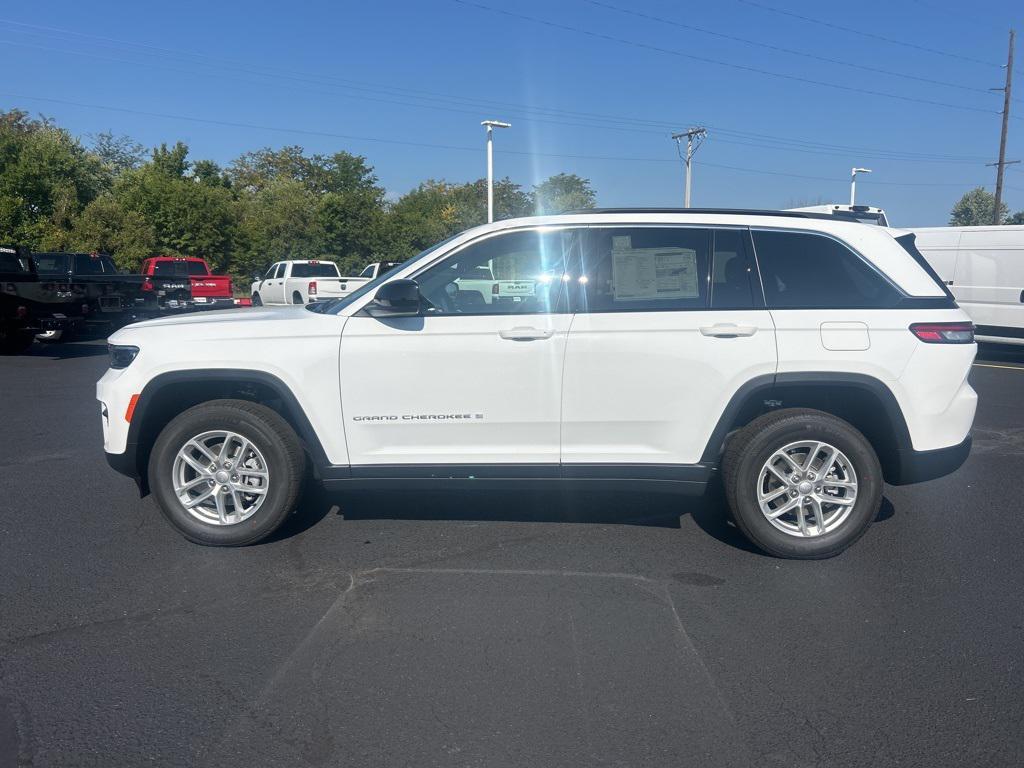 new 2025 Jeep Grand Cherokee car, priced at $38,205