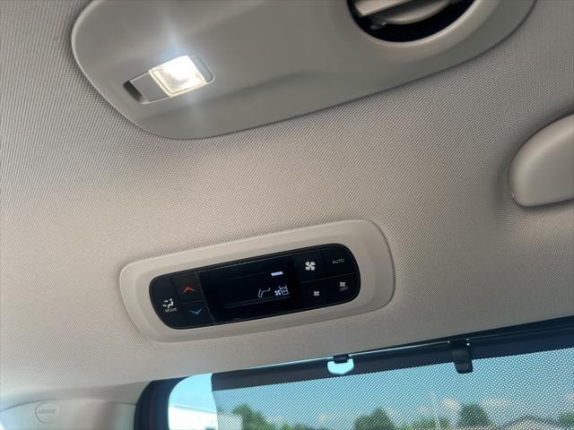 used 2021 Chrysler Pacifica car, priced at $26,500