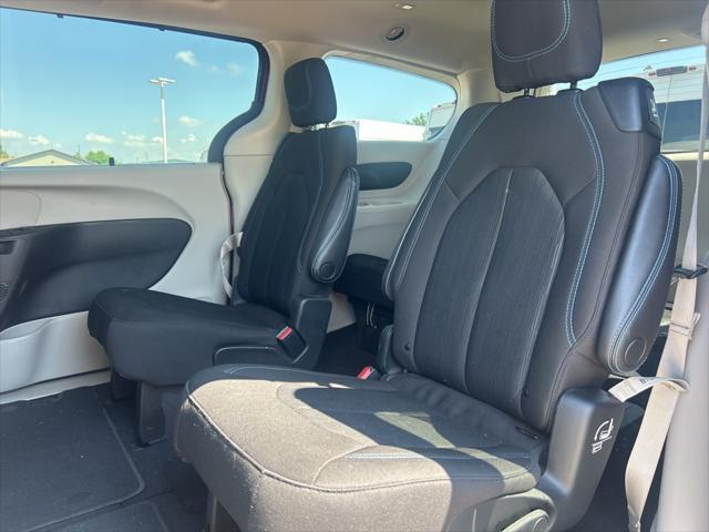 used 2021 Chrysler Pacifica car, priced at $26,500