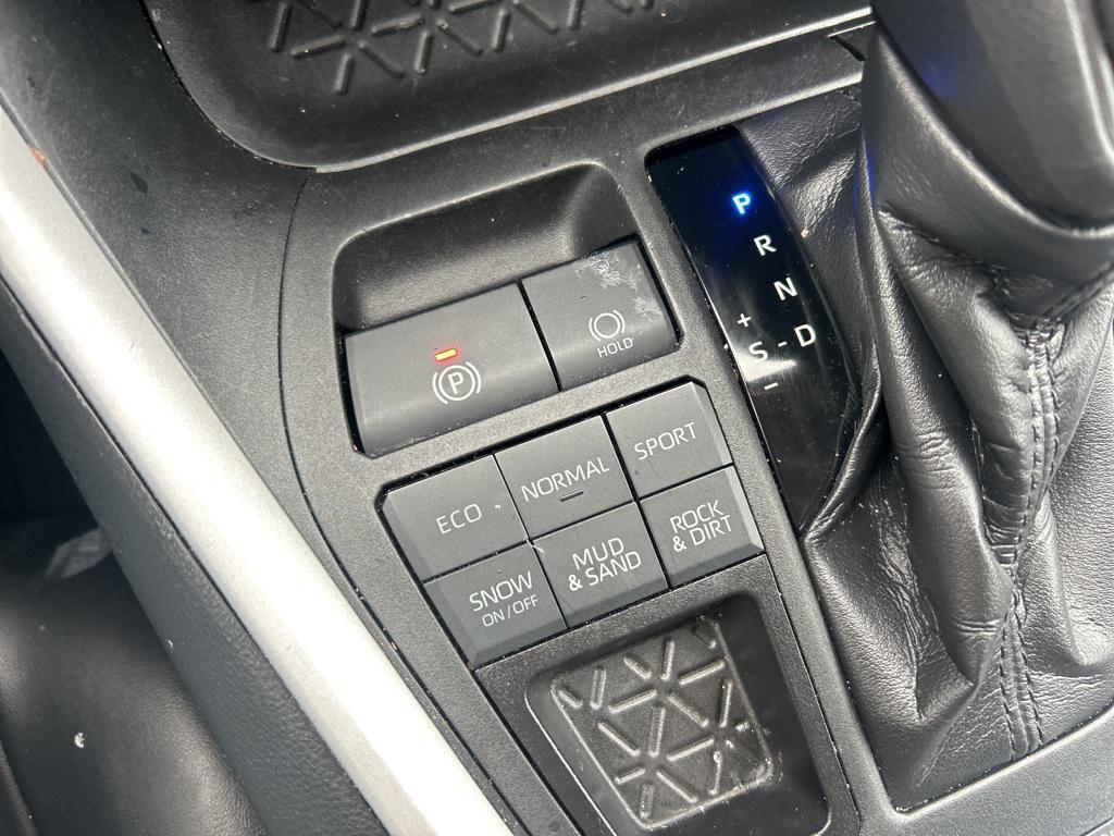 used 2020 Toyota RAV4 car, priced at $22,999