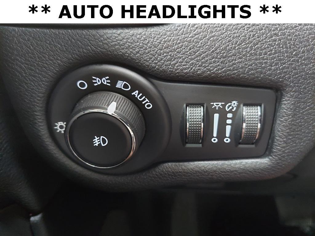 used 2019 Jeep Cherokee car, priced at $12,997