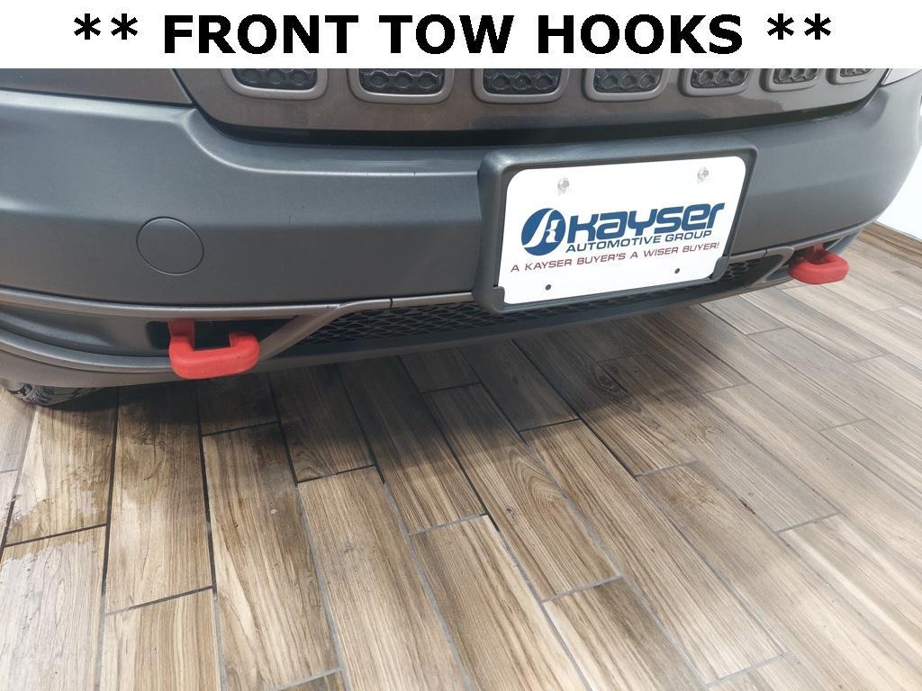 used 2019 Jeep Cherokee car, priced at $12,997