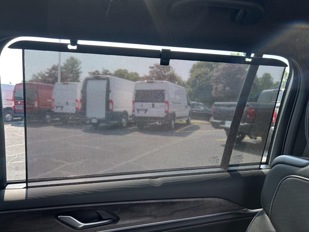 new 2025 Jeep Grand Cherokee L car, priced at $60,043