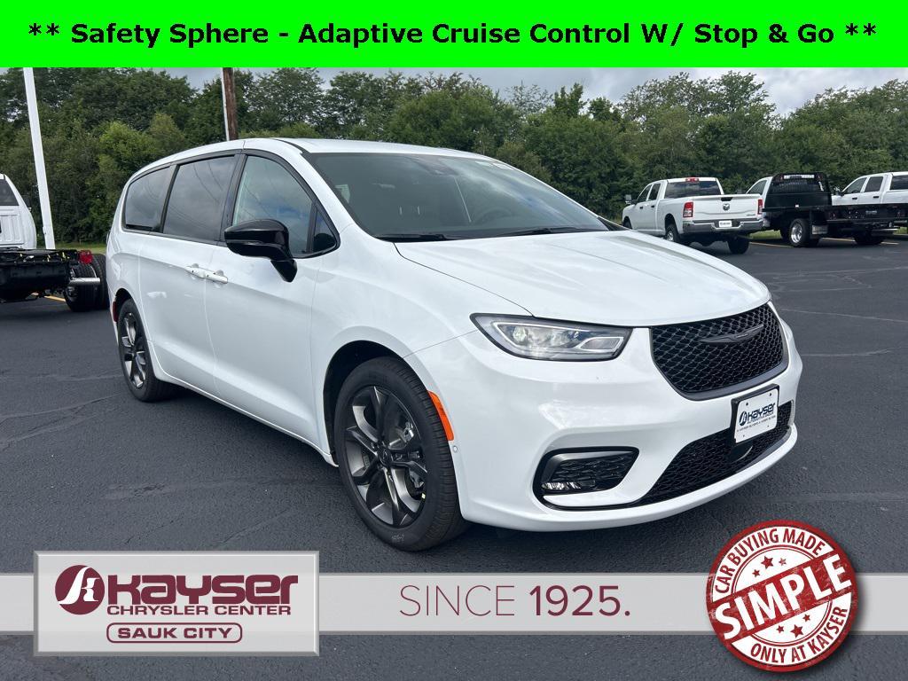 new 2026 Chrysler Pacifica car, priced at $42,747