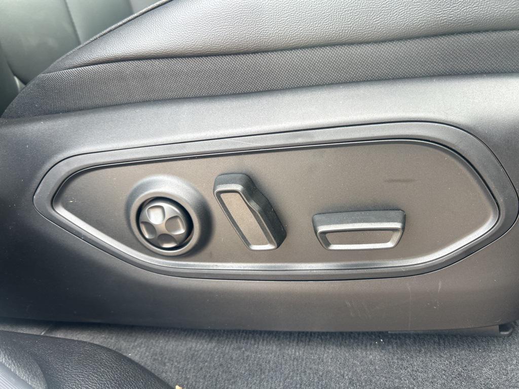 new 2025 Jeep Grand Cherokee L car, priced at $42,918